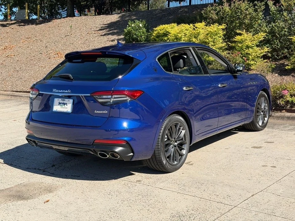 2022 Maserati Levante Modena - Image 5 of 21