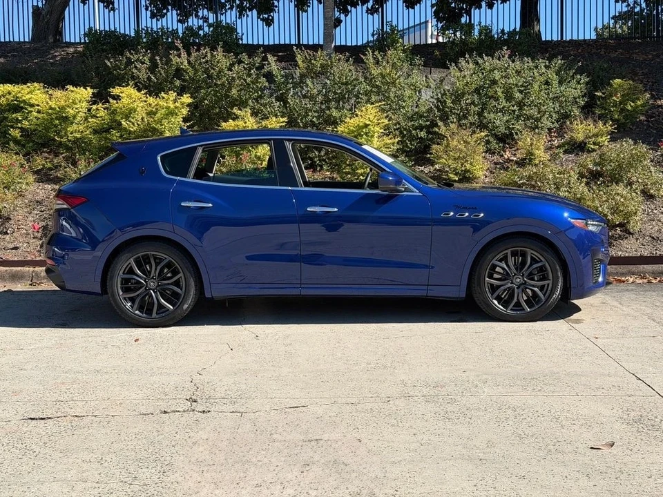 2022 Maserati Levante Modena - Image 3 of 21