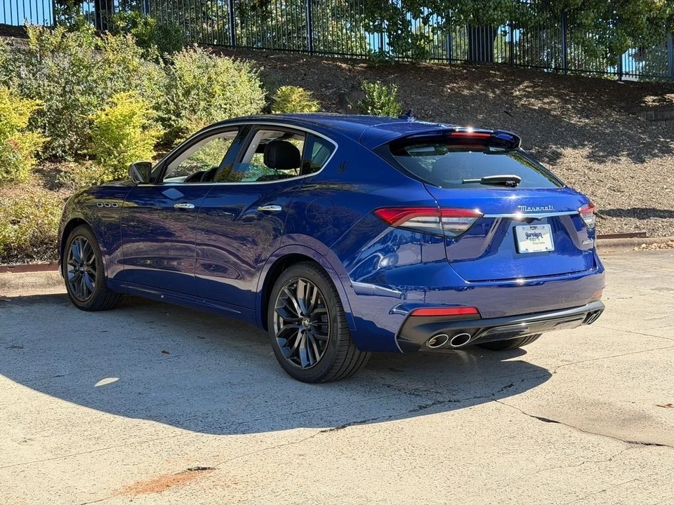 2022 Maserati Levante Modena - Image 8 of 21