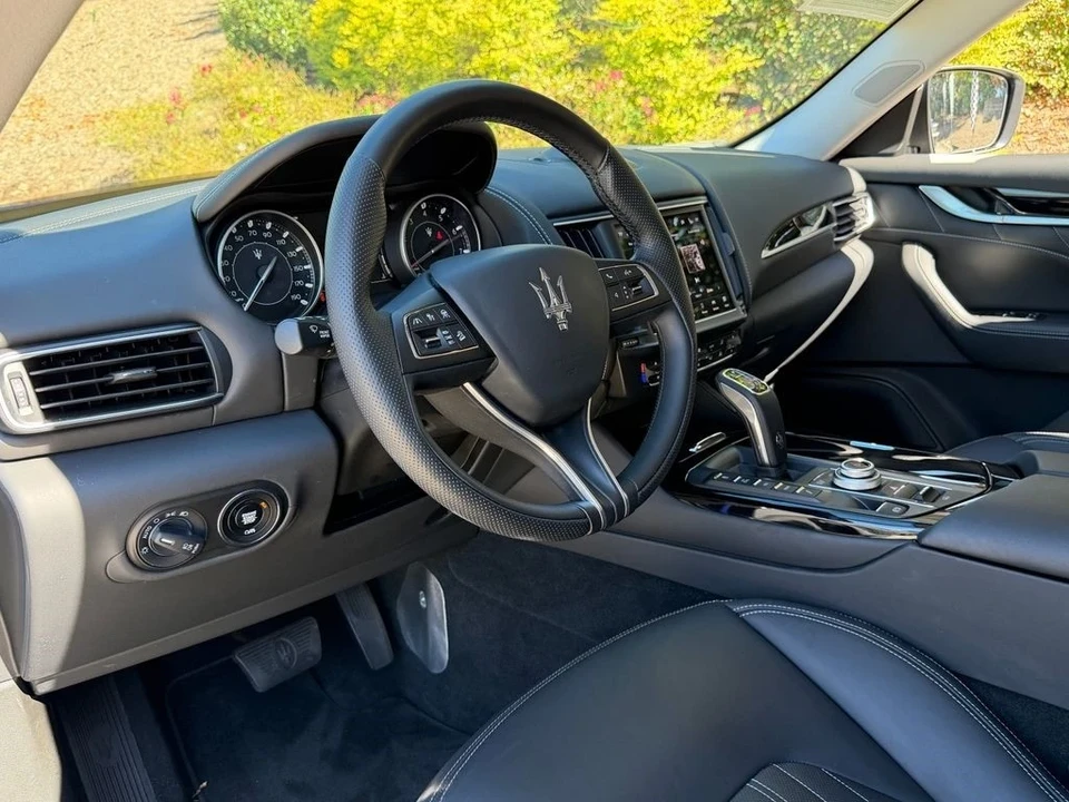 2022 Maserati Levante Modena - Image 16 of 21
