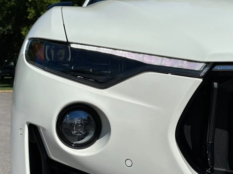 2022 Maserati Levante Modena - Image 12 of 20