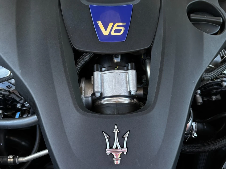 2022 Maserati Levante - Image 22 of 31