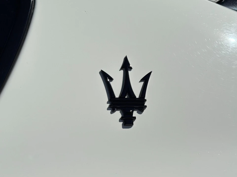 2022 Maserati Levante Modena - Image 10 of 31