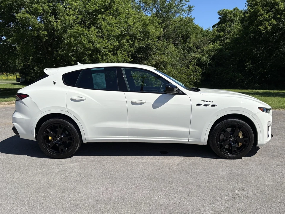 2022 Maserati Levante Modena - Image 8 of 31