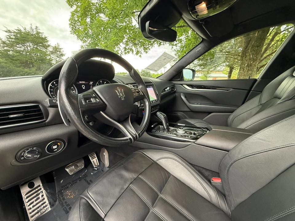 2022 Maserati Levante Modena - Image 26 of 31