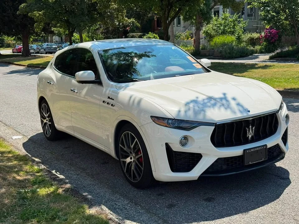 2022 Maserati Levante Modena - Image 2 of 19