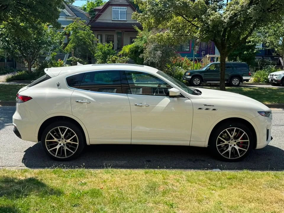 2022 Maserati Levante Modena - Image 5 of 19