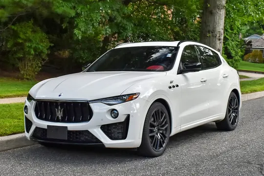 2022 Maserati Levante