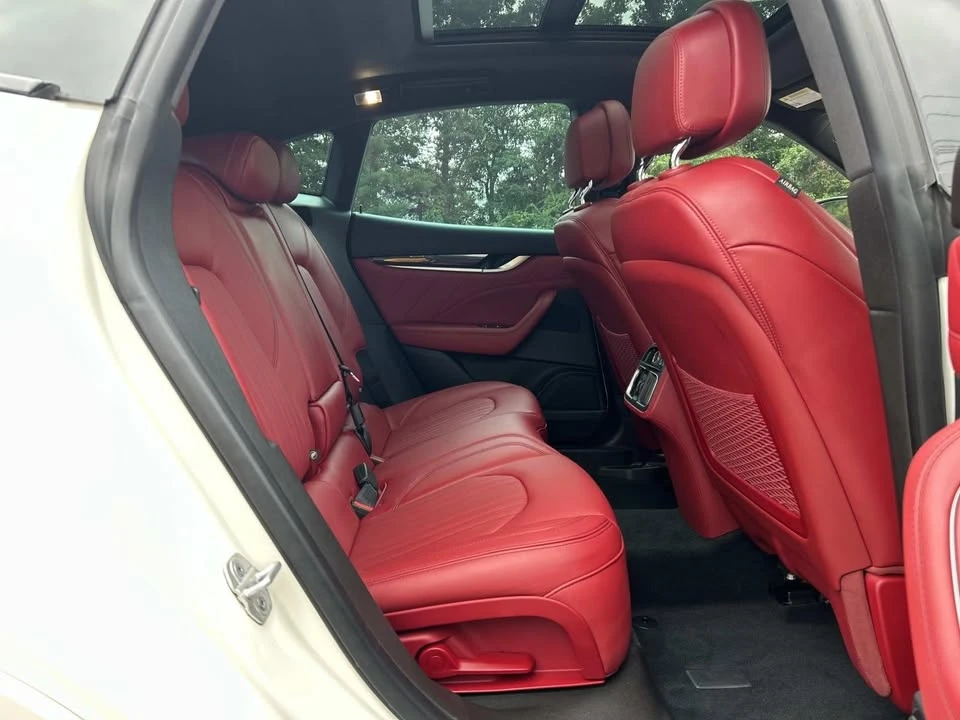 2022 Maserati Levante - Image 19 of 20