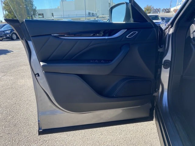 2022 Maserati Levante Modena - Image 17 of 20