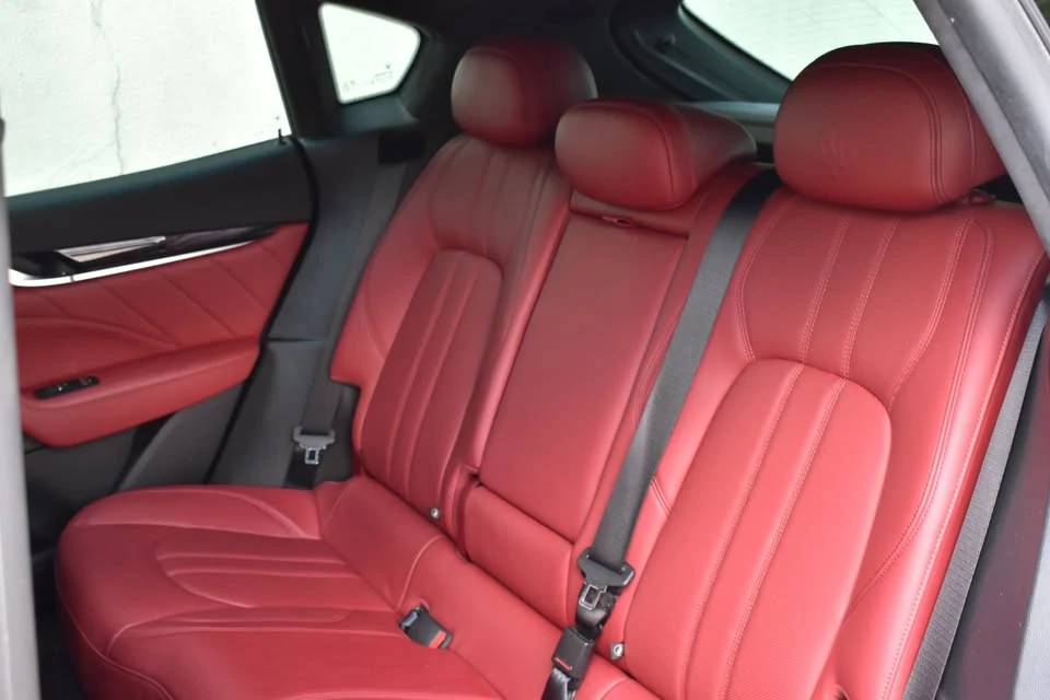 2022 Maserati Levante Modena - Image 18 of 20