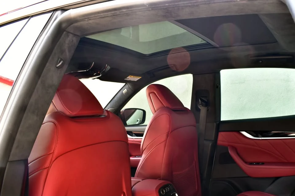 2022 Maserati Levante Modena - Image 16 of 20