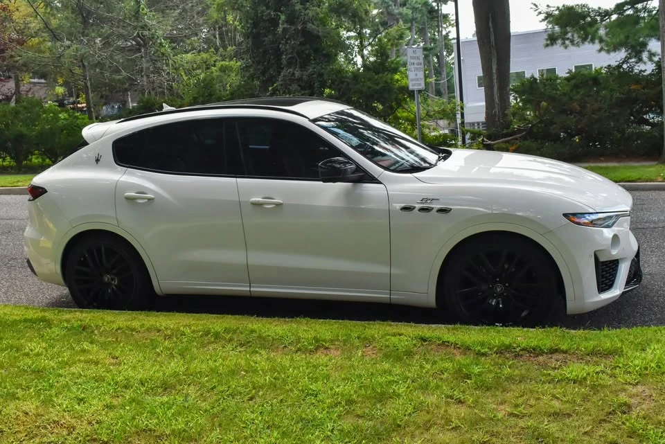 2022 Maserati Levante Modena - Image 10 of 20