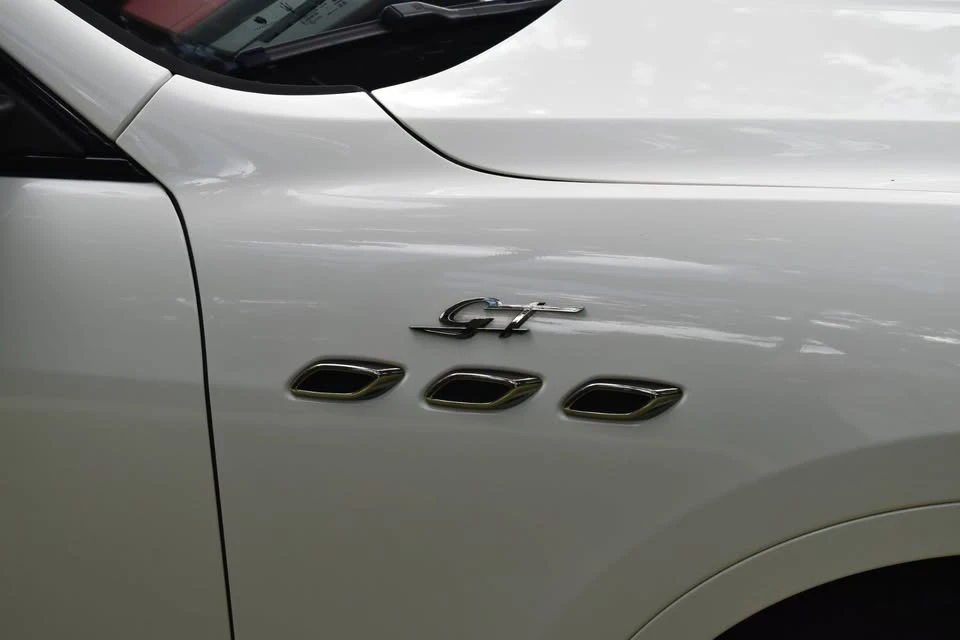 2022 Maserati Levante Modena - Image 14 of 20