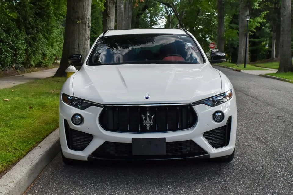 2022 Maserati Levante Modena - Image 12 of 20