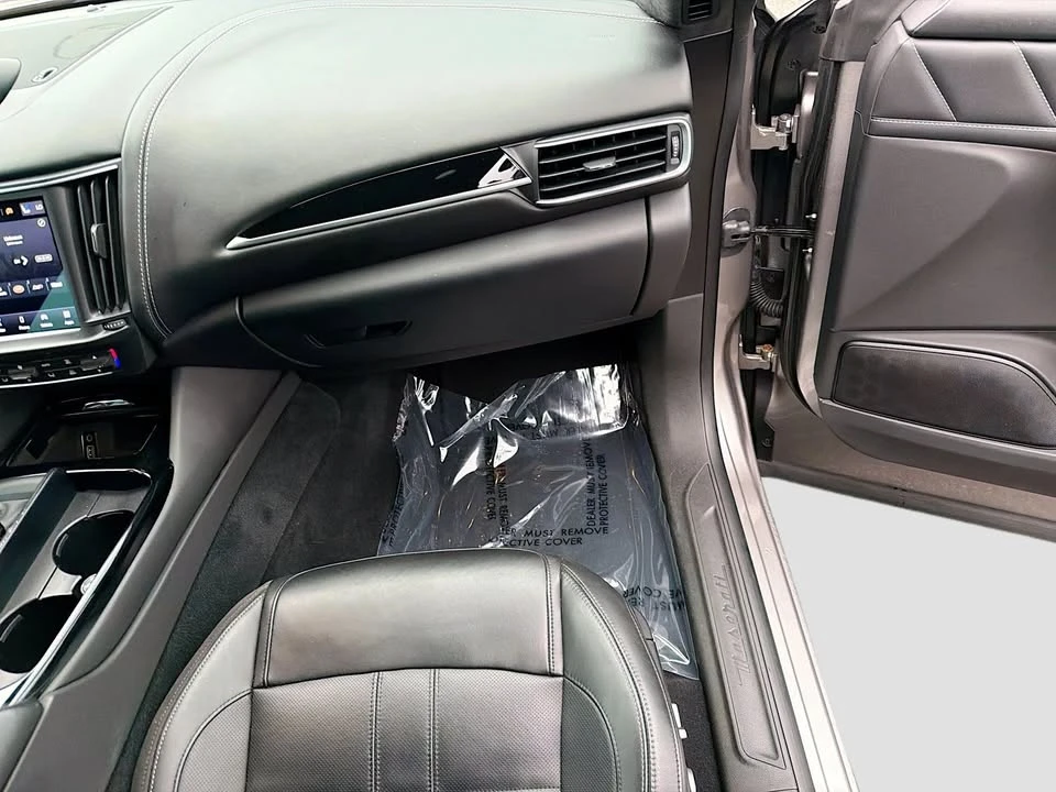 2022 Maserati Levante Modena - Image 18 of 20