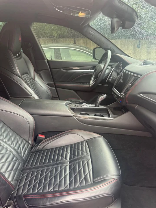 2022 Maserati Levante - Image 9 of 15