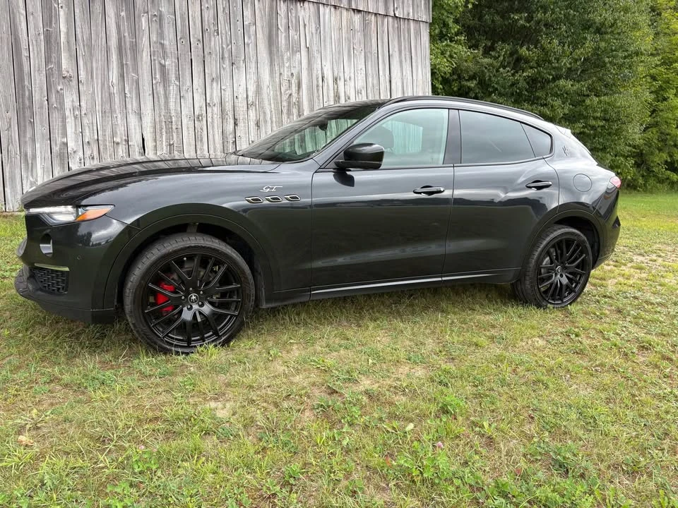 2022 Maserati Levante Modena - Image 5 of 8