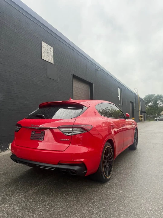 2022 Maserati Levante - Image 4 of 15