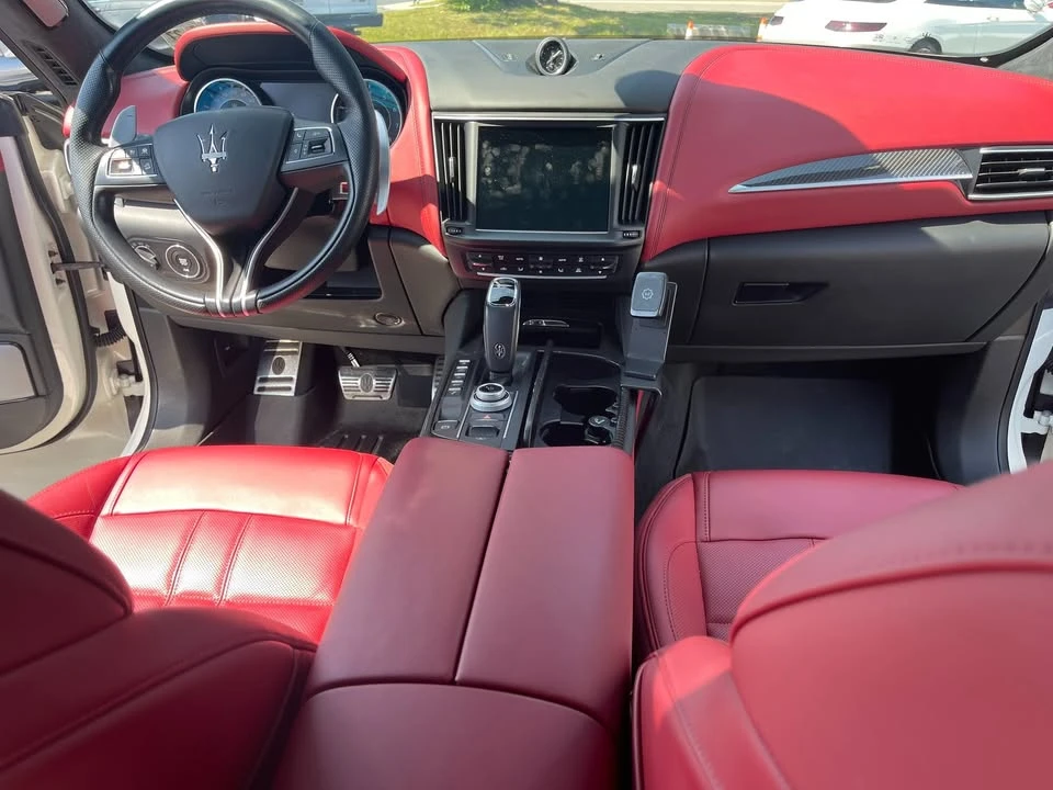2022 Maserati Levante Modena - Image 11 of 19