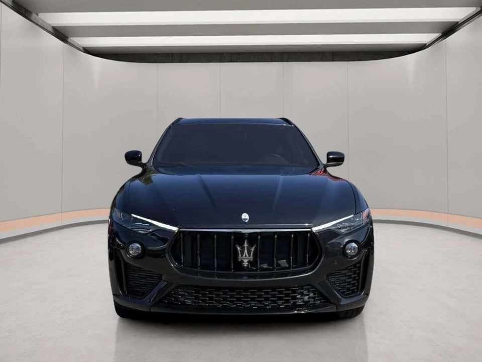 2022 Maserati Levante - Image 8 of 10