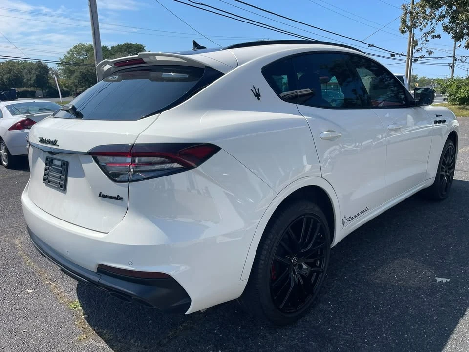 2022 Maserati Levante Modena - Image 2 of 19