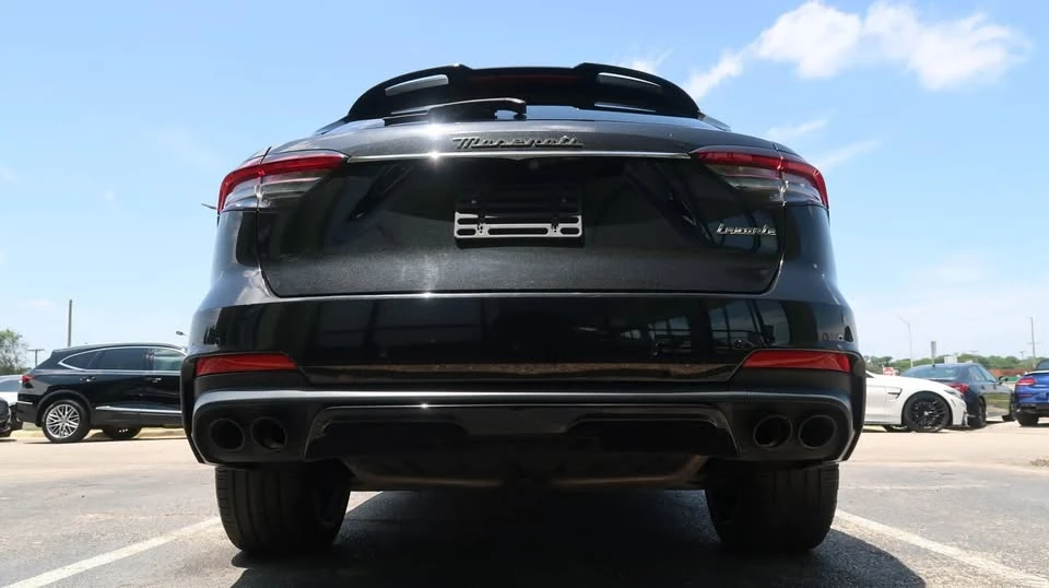 2022 Maserati Levante - Image 10 of 20