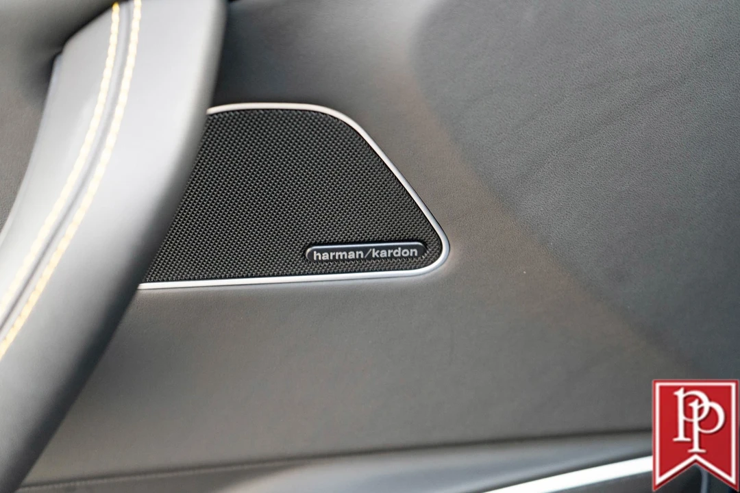 2022 Maserati Levante - Image 16 of 21