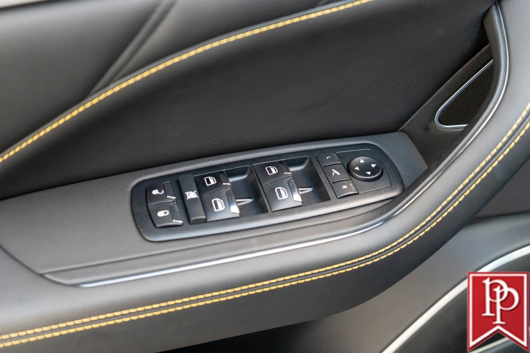2022 Maserati Levante - Image 14 of 21
