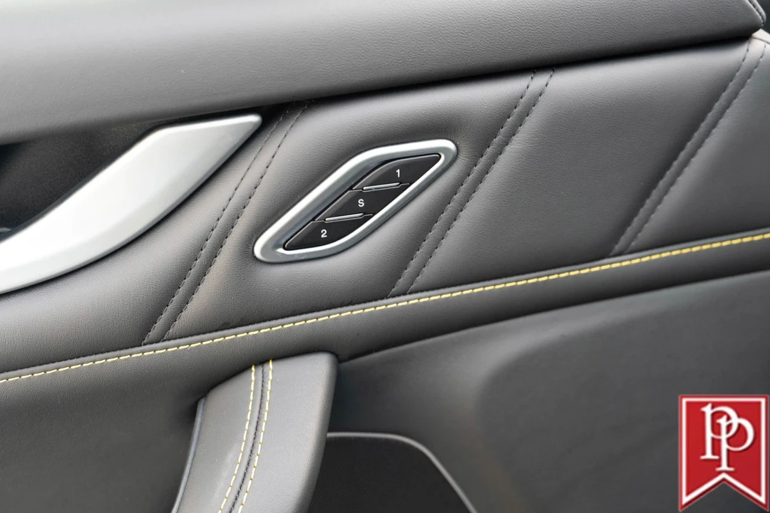 2022 Maserati Levante - Image 15 of 21