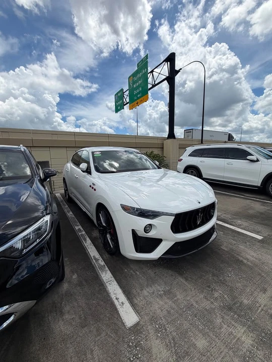 2022 Maserati Levante Trofeo - Image 2 of 7