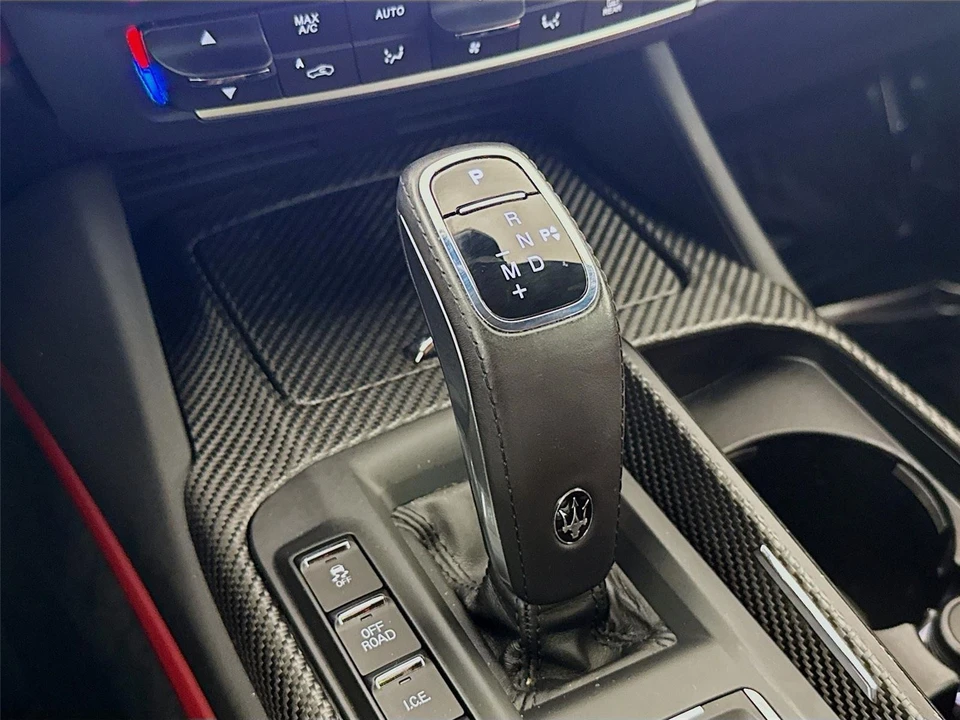 2022 Maserati Levante Trofeo - Image 17 of 21