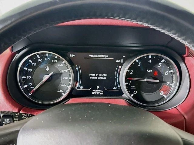 2022 Maserati Levante Trofeo - Image 11 of 20