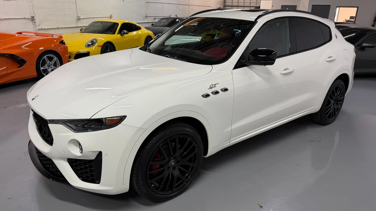 2022 Maserati Levante - Image 27 of 31