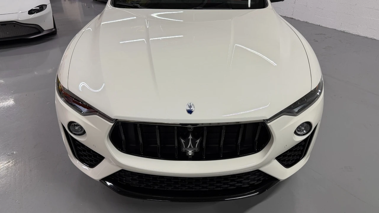 2022 Maserati Levante - Image 29 of 31
