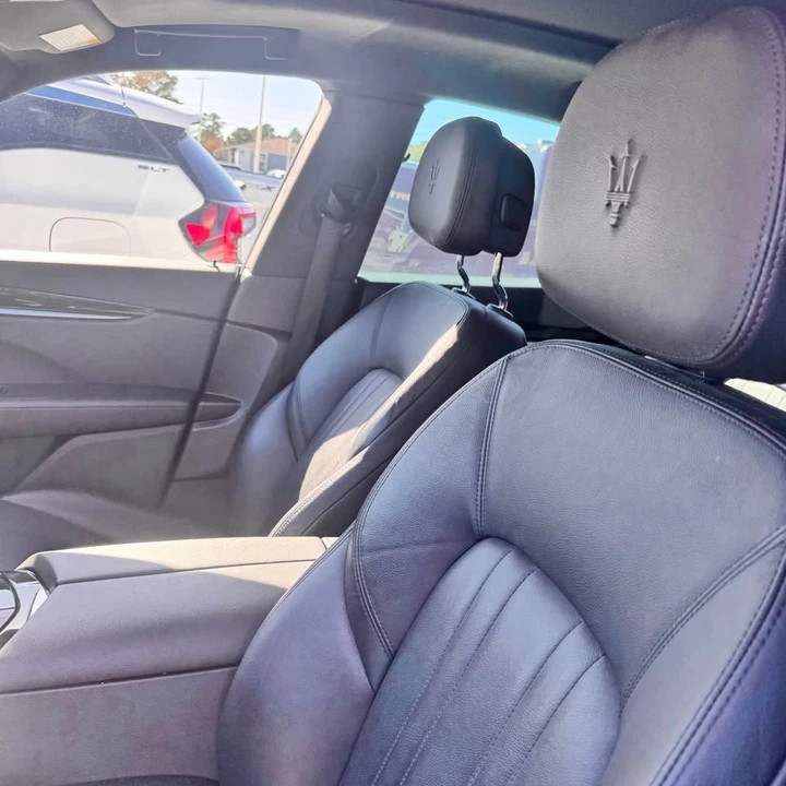 2022 Maserati Levante - Image 3 of 7