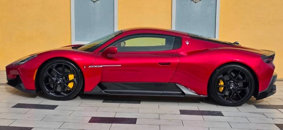 2022 Maserati MC20 - Image 13 of 19
