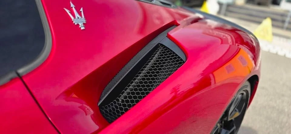 2022 Maserati MC20 - Image 16 of 19