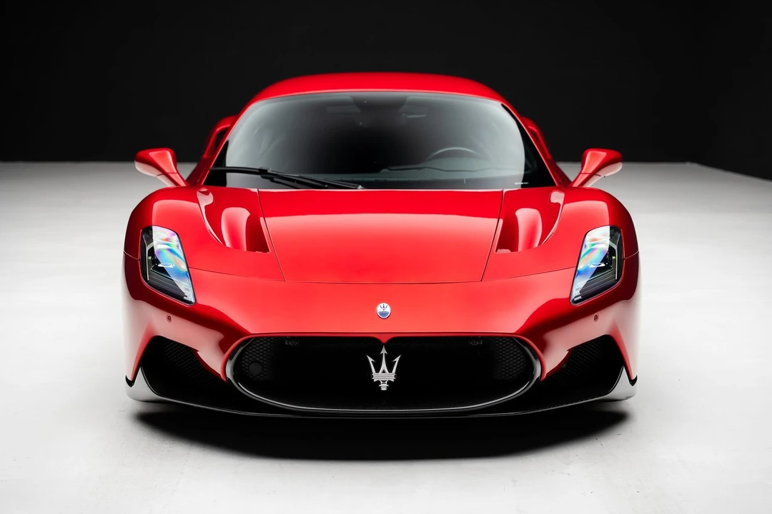2022 Maserati MC20 - Image 7 of 31
