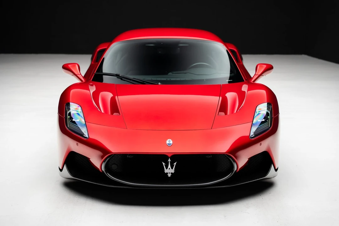 2022 Maserati MC20 - Image 6 of 31