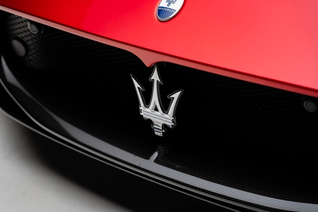 2022 Maserati MC20 - Image 14 of 31