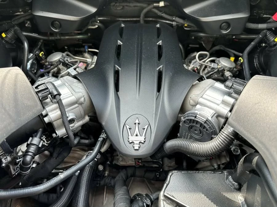 2022 Maserati MC20 - Image 17 of 18