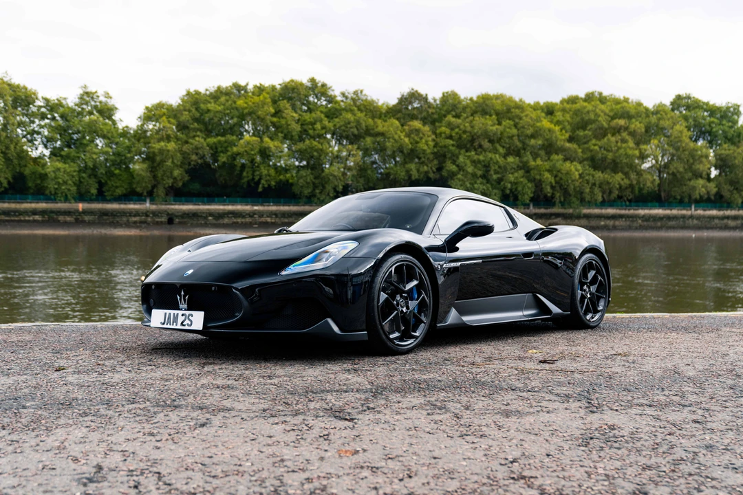 2022 Maserati MC20 - Image 3 of 31