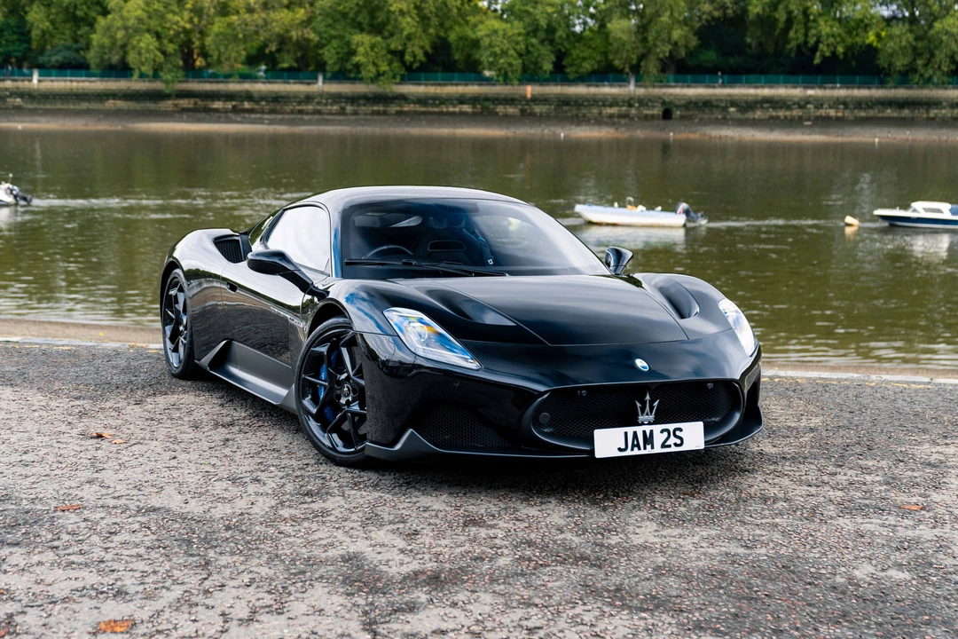 2022 Maserati MC20 - Image 15 of 31