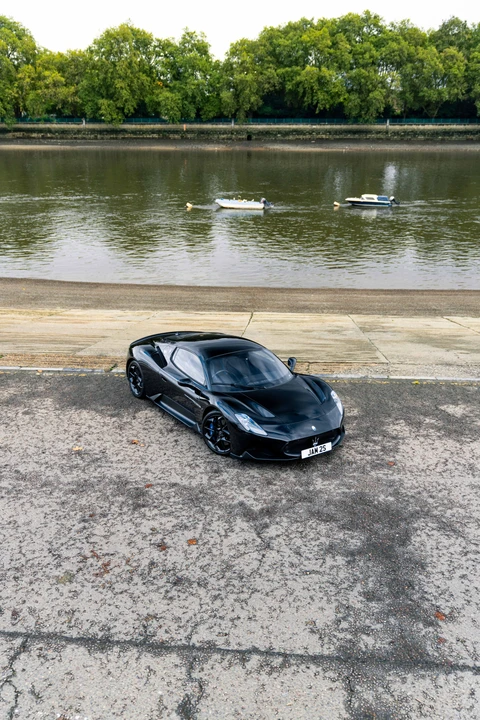 2022 Maserati MC20 - Image 29 of 31