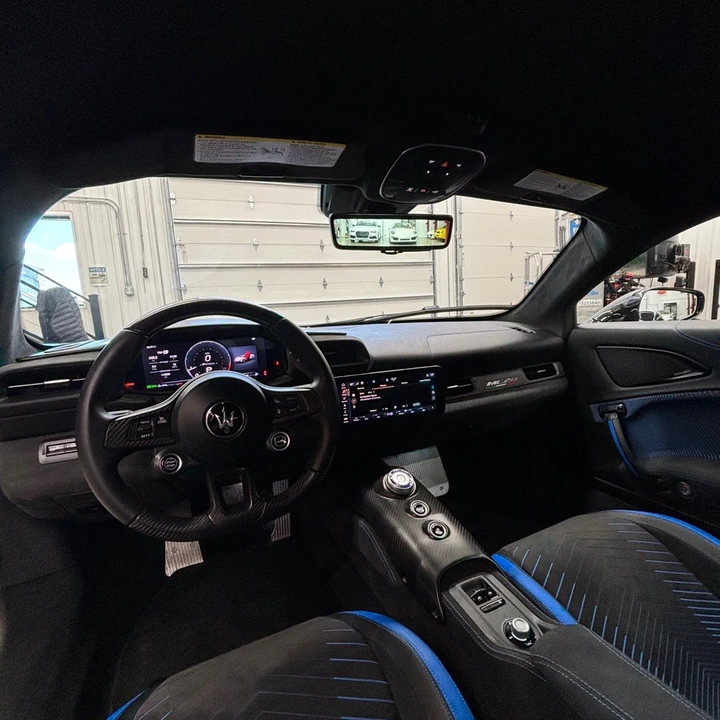 2022 Maserati MC20 - Image 10 of 31