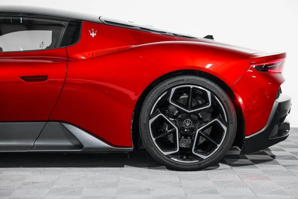 2022 Maserati MC20 - Image 15 of 21