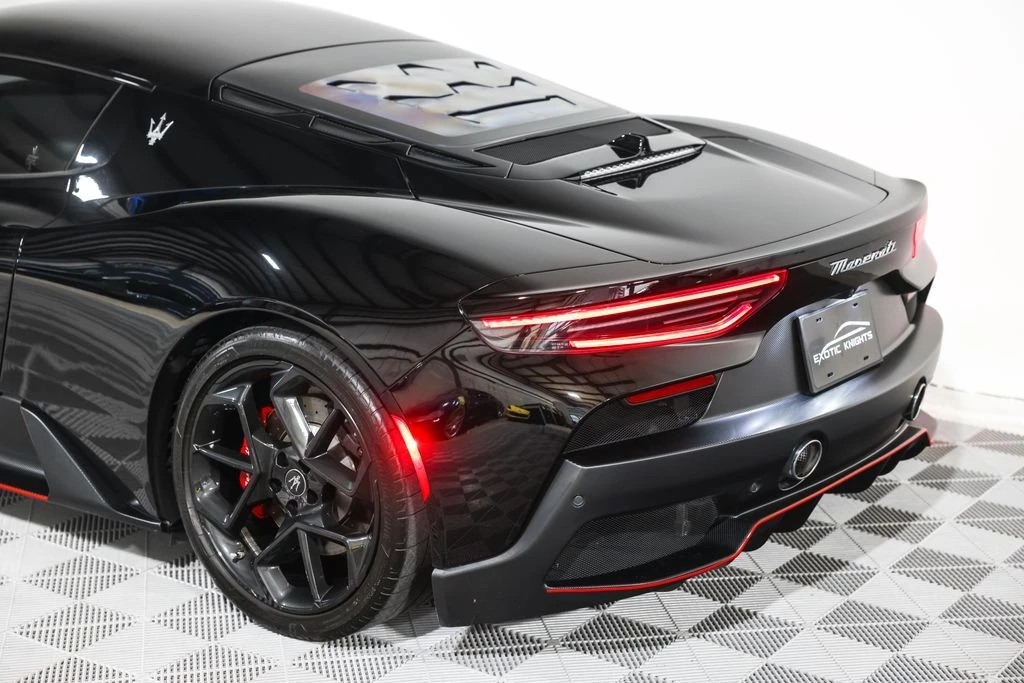 2022 Maserati MC20 - Image 17 of 26