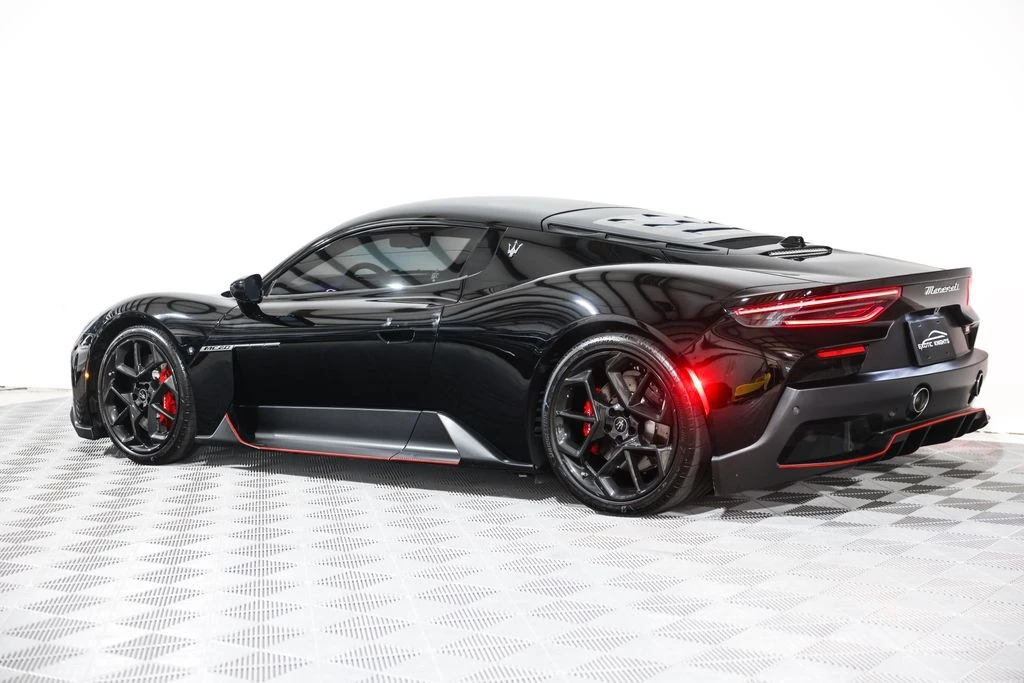 2022 Maserati MC20 - Image 16 of 26
