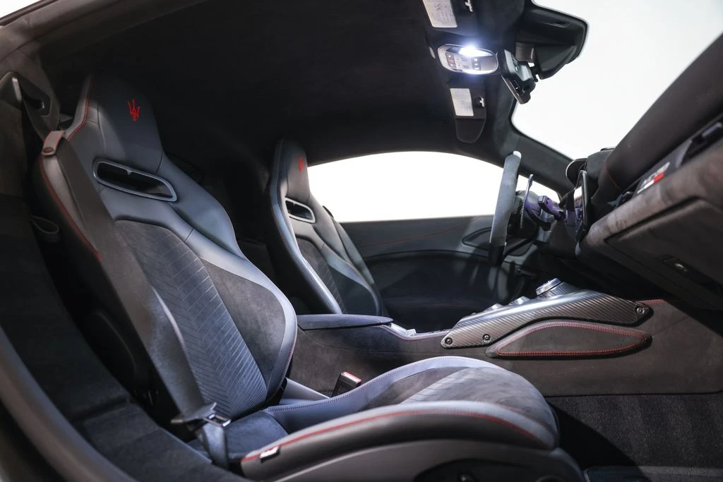 2022 Maserati MC20 - Image 21 of 26